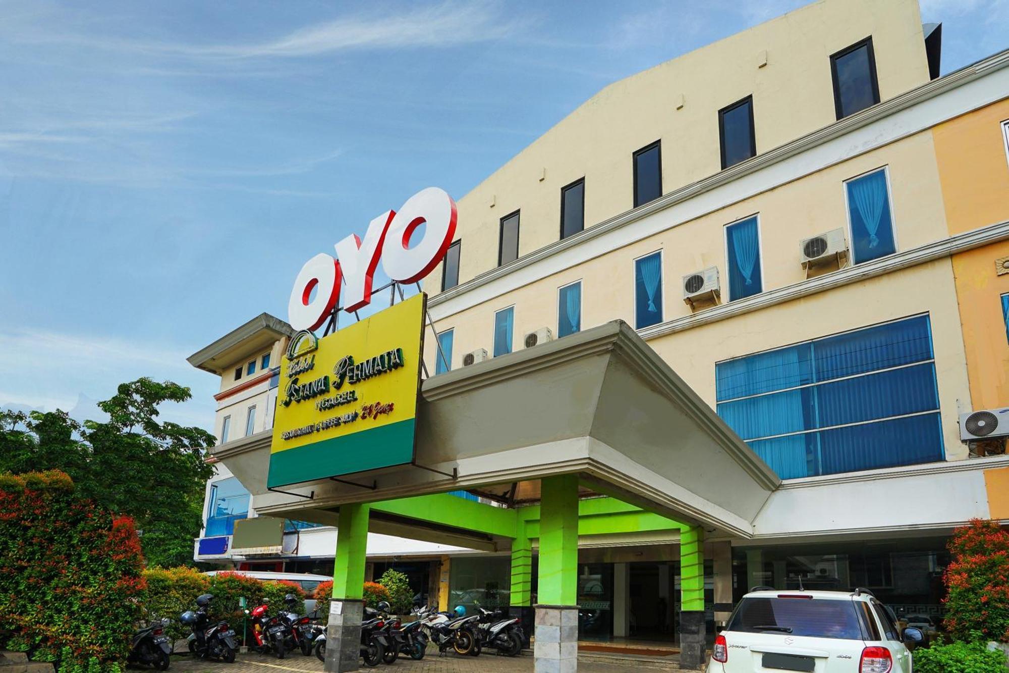 Istana Permata Ngagel Hotel Surabaia Exterior foto